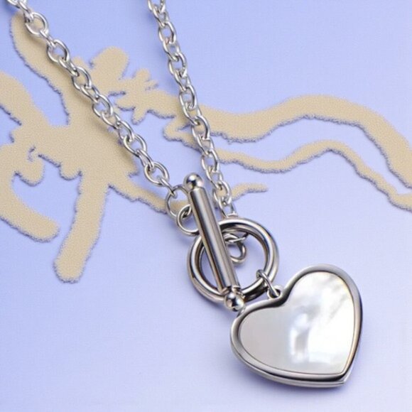18K White Gold Plated Heart Jewelry Set 💖 Earrings & Necklace w/ Shell Inlay - Picture 4 of 12
